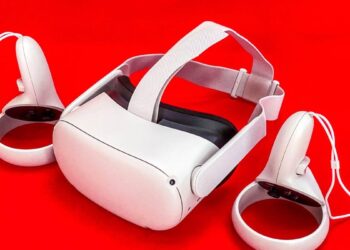 This $349 Meta Quest 2 bundle is the best Cyber Monday VR deal still available