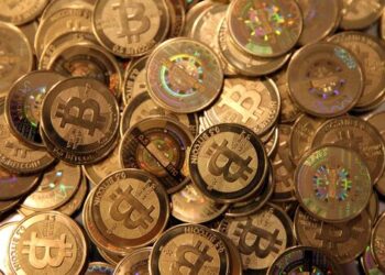 Bitcoin hoarding in personal wallets signals support after jump to $30,000: BofA