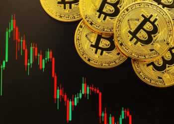 Bitcoin Hits $30K, Ethereum, Dogecoin Rise On Investor Optimism – MicroStrategy (NASDAQ:MSTR), Coinbase Glb (NASDAQ:COIN)