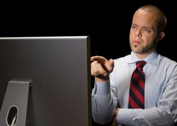 MakerDAO Is Raking Big Money, But Why Is It Under Fire?