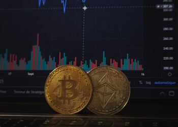 Crypto Sees $236 million Liquidations As Bitcoin Plunges