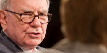 If You Invested $1,000 In Bitcoin When Warren Buffett Called It ‘Rat Poison Squared,’ Here’s How Much You’d Have Now