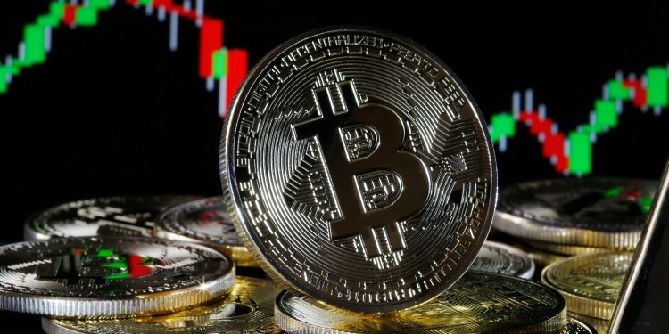Bitcoin rises as investors await vote on tentative debt ceiling agreement