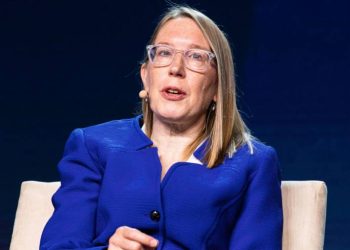 US risks falling behind Europe without crypto rules, warns SEC commissioner