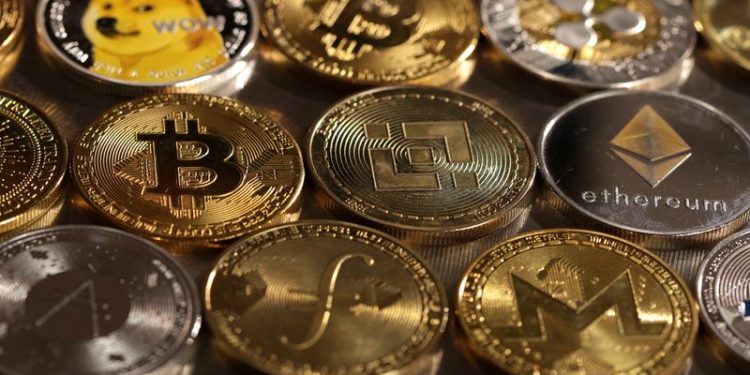 No way to police all cryptocurrency fraud, CFTC commissioner says