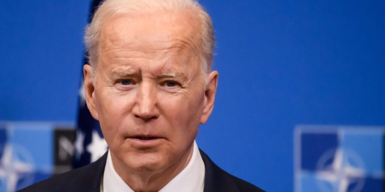 Biden says he won’t agree to debt deal that protects crypto traders