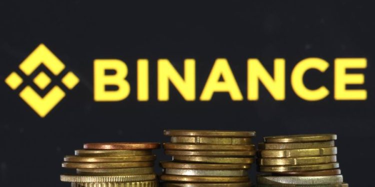 Traders pull $800mn out of Binance after SEC lawsuit