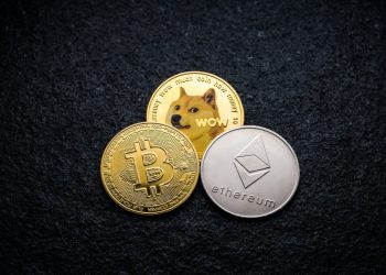 Ethereum, Dogecoin Outpace Bitcoin Ahead Of July Fourth Holiday: A Look At The Cryptos Into The Weekend