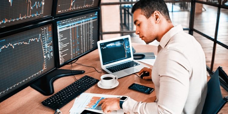 How to Invest in Cryptocurrency: A Beginner’s Guide