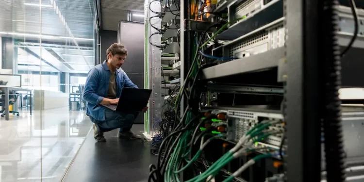 What is IT operations analytics?