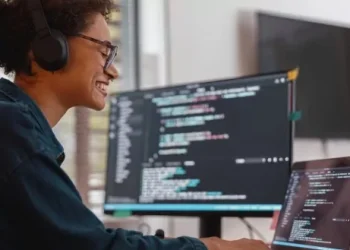How data architecture can drive business decisions and AI initiatives