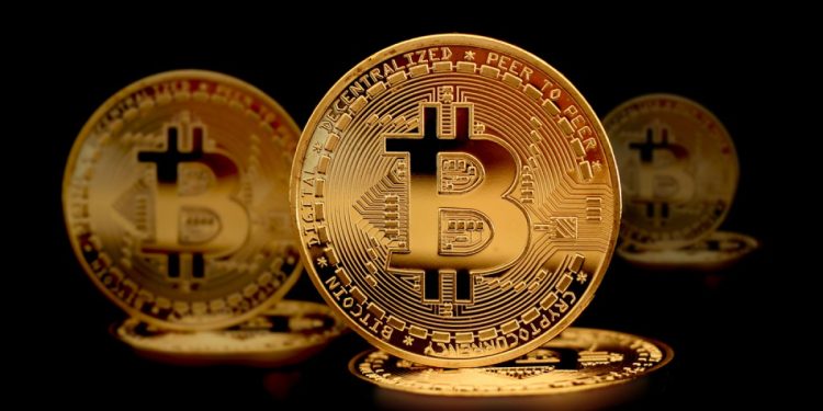 Market Trades Flat, Bitcoin Up 0.24%, Ethereum Losses 0.35%