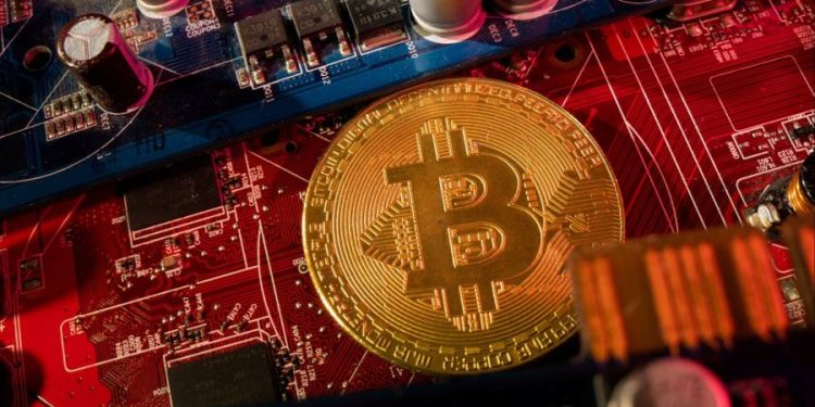 Bitcoin shaken out of lull by SpaceX sale worries
