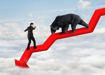 XRP Price at Potentially Significant Turning Point, Key Support Nearby