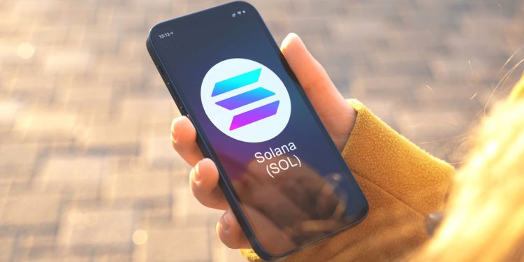 Loopring, Bad Idea, Dogecoin, Solana Pumps as BTC Forms Inverted H&S