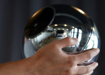 Kenya panel urges shutdown of Worldcoin’s crypto project within country