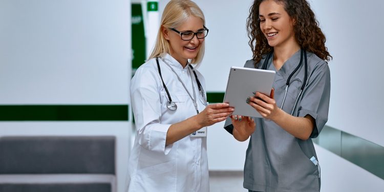 Fertility care provider Ovum Health gives patients information using chat and scheduling tools with IBM watsonx Assistant