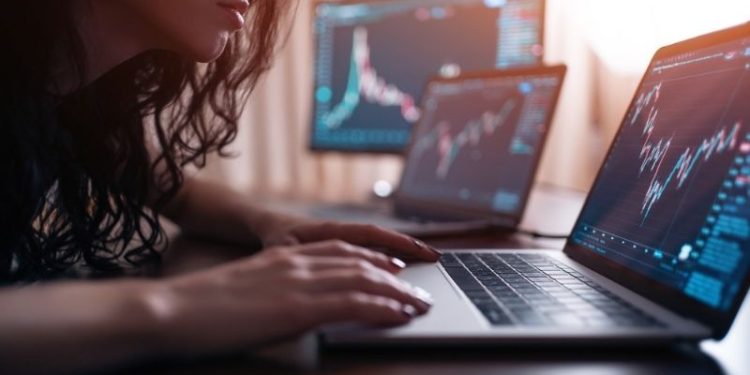 GOLD (GOLD) Falls 0.6%, Underperforms the Crypto Market Friday