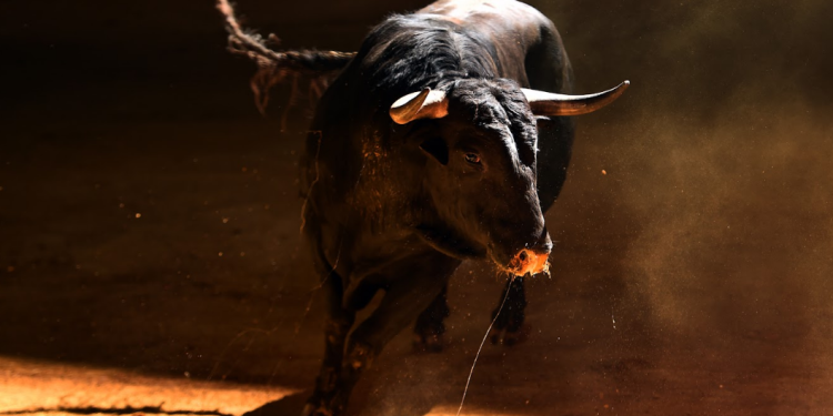 Experts Eye $87,000 In 2025