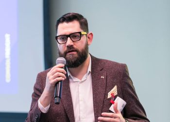 Building a bridge between traditional finance and DeFi