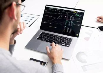Търсите инвестиционни алтернативи след скокът на Dogecoin (DOGE) и XRP? Ето какви са тенденциите в момента (DOGE, XRP, SPCT)