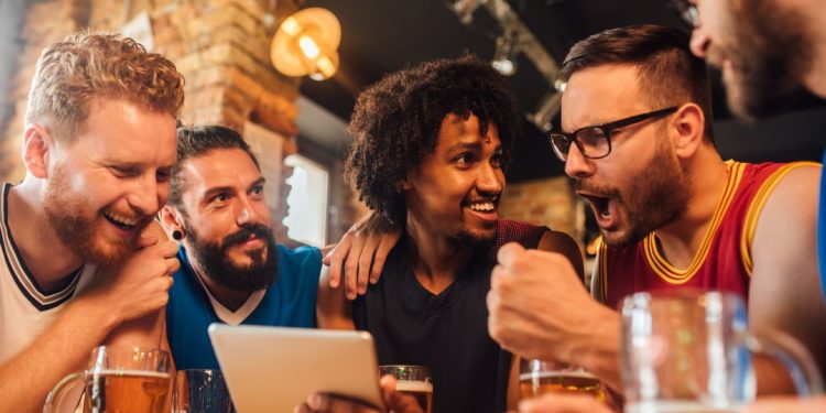 Why Altcoins Like BNB and Internet Computer Surged Higher This Week