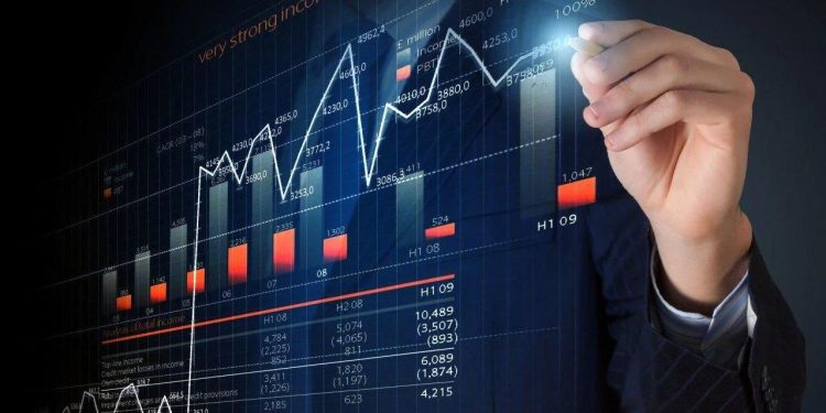 Market Buzz: A New Cryptocurrency Gains Momentum, Challenging Binance Coin (BNB) and Ripple (XRP)