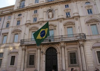 Brazilians to pay 15% tax on overseas crypto profits in new law