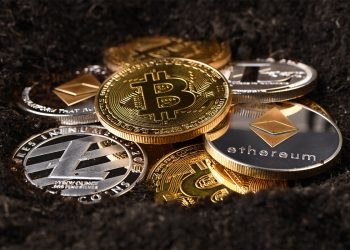 Crypto Price Prediction For December 15: SOL, HNT, AAVE