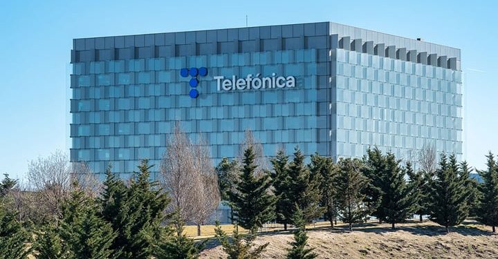 Telefónica Partners Chainlink to Improve Web3 Security and Prevent SIM Swap Attacks