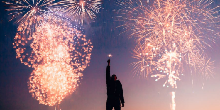 Bitcoin Breaches $52,000, Reclaiming $1 Trillion Market Cap