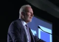 Peter Schiff Red Flags Bitcoin ETF Vulnerability to Market Crashes