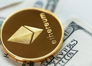 Crypto Whales Drive Ethereum (ETH) Price with Massive Transactions amid Price Volatility