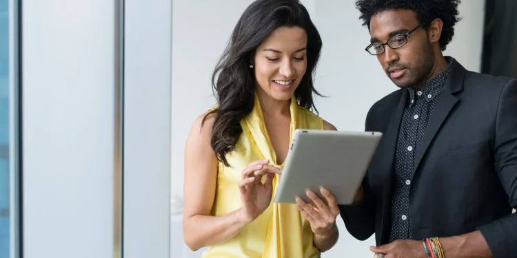 A new era in BI: Overcoming low adoption to make smart decisions accessible for all