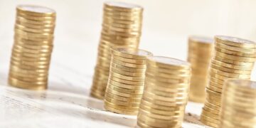 Pump.fun Achieves $5.2 Million in Daily Revenue, Surpassing Next 24 Protocols Combined
