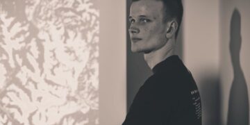 Vitalik Buterin Sets Stricter Standards for Layer-2 Scaling Solutions’ Decentralization