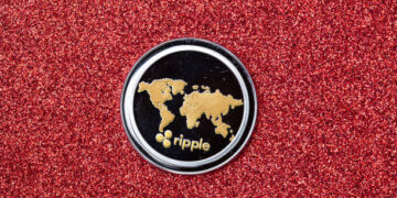 Ripple’s XRP Cannot Replace SWIFT? Expert Says This Crypto Is A Better Fit