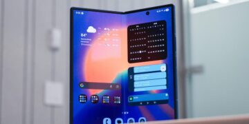5 bloatware apps you should delete from your Samsung phone ASAP