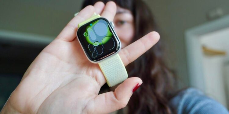 Apple Watch Series 11 review: I tracked my health for a week, and the battery life blew me away