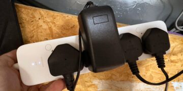 Your electronics could be quietly draining energy – this gadget prevents that