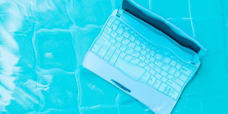 Nearly half of cybersecurity pros want to quit – here’s why