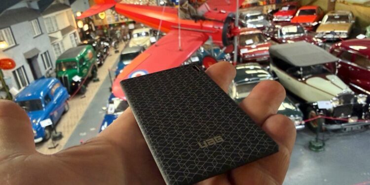 I love AirTags, but this alternative slips right in my wallet and solves their biggest flaw