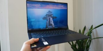 This Lenovo laptop I tested rivals the MacBook Air in ways Windows PCs once struggled in