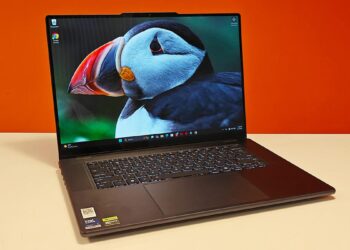 After using Lenovo’s $2,600 Yoga, I’m taking premium Windows laptops seriously again