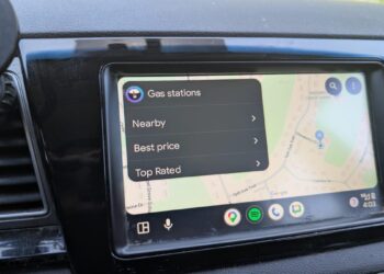 Does Android Auto make your phone overheat? Try these 8 ways to cool it down