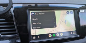 Does Android Auto make your phone overheat? Try these 8 ways to cool it down
