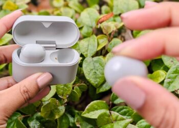 Sony just gave me a compelling reason to put my AirPods and Bose headphones away
