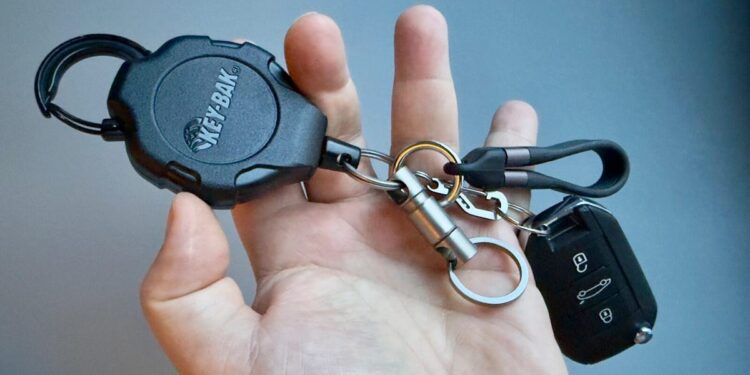 12 keychain gadgets worth carrying every day (and why they’re worth it)