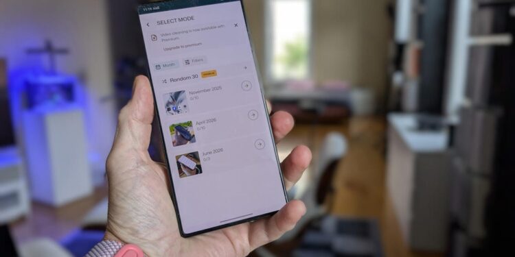 How I deleted hundreds of old photos on my Android in seconds with the Sponge app – for free